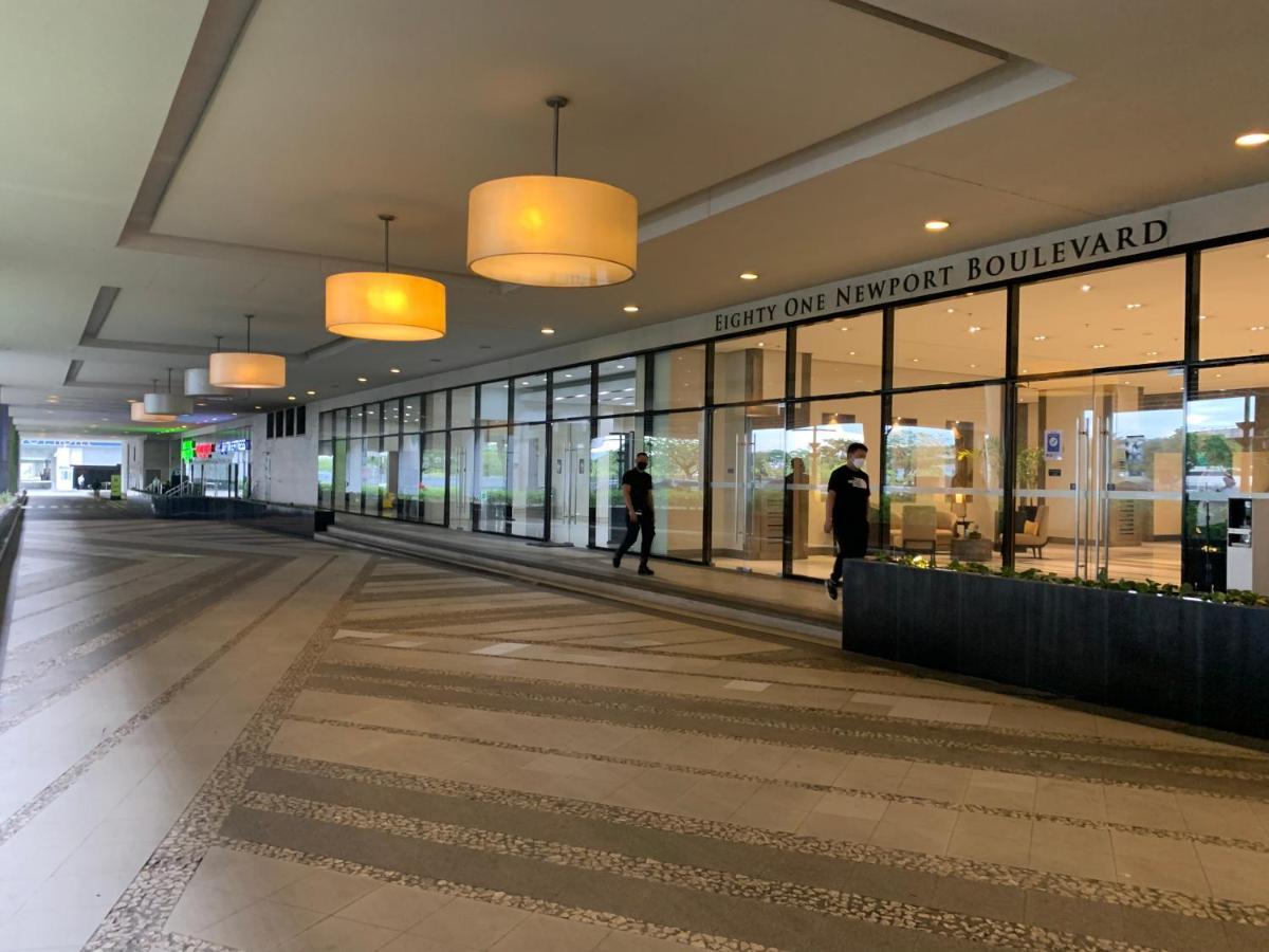 81 Newport Boulevard Cluster 4 - 8F Across Naia Airport, Terminal 3 Пасай Екстериор снимка